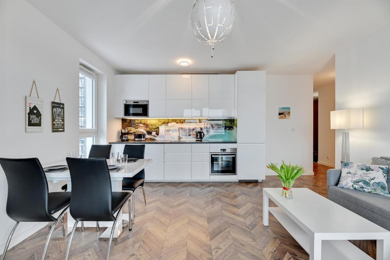 Apartamenty Centrum ,,Bastion Walowa" Q4Apartments Гданьск Экстерьер фото
